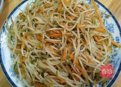 豆芽炒胡萝卜丝儿的做法图解7
