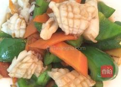 鱿鱼炒甜椒的做法图解6