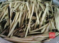 西红柿?茄子丝的做法图解2