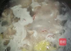 西兰花炒犹鱼的做法图解3