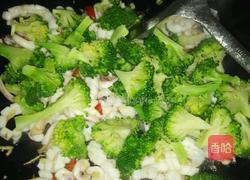 西兰花炒犹鱼的做法图解7
