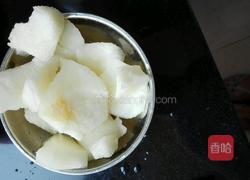 梨子奶昔的做法图解1