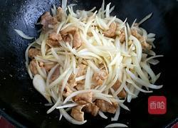 洋葱炒肉的做法图解4