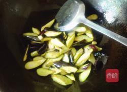 蕃茄炒茄子的做法图解2