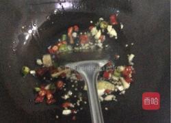 韭菜炒螺丝肉的做法图解2