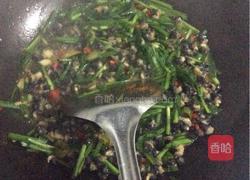 韭菜炒螺丝肉的做法图解6