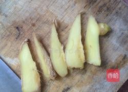 红枣香菇乌鸡汤的做法图解2