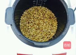 绿豆饼的做法图解1