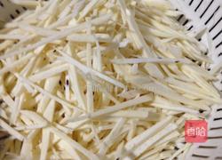 茭白胡罗卜肉丝的做法图解1