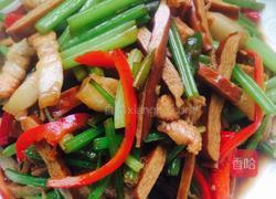 香芹茶干炒肉丝的做法图解8