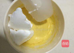 戚风蛋糕的做法图解8