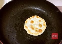 韭菜香肠馅饼的做法图解7