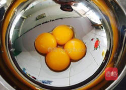 戚风蛋糕的做法图解1