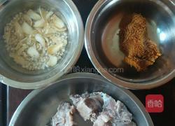 猴头菇猪骨汤的做法图解5