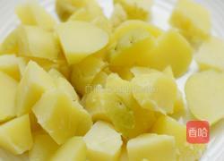 孜然锅巴土豆的做法图解2