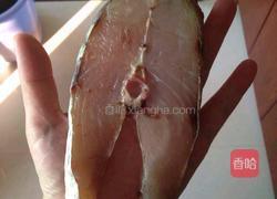 香煎马友鱼?的做法图解1