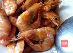 Illustration of Braised Prawns in Oil 9