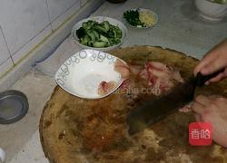 鱼片黄瓜的做法图解1