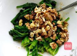 核桃仁拌菠菜的做法图解13