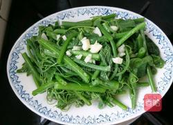 清炒佛手瓜苗的做法图解7