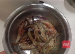 糖醋鲜虾白菜卷的做法图解1