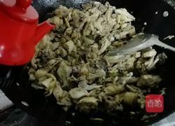 芹菜炒鸡肉的做法图解8