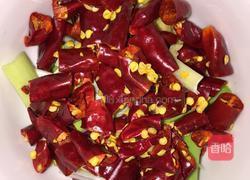 青椒辣子鸡的做法图解2