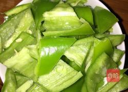 青椒辣子鸡的做法图解3