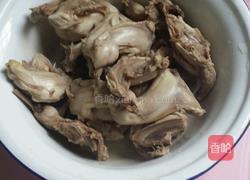 慢炖老鹌鹑汤的做法图解2