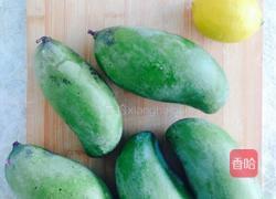 芒果果酱的做法图解1