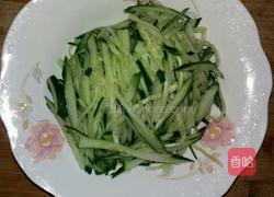 凉拌金针黄瓜的做法图解1