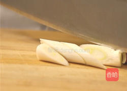 山药排骨汤的做法图解4