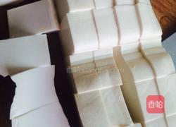 野生鲫鱼煨豆腐的做法图解2