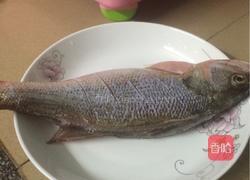清蒸鲈鱼的做法图解2