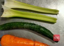 什锦凉菜的做法图解1