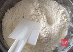 蛋黄饼干的做法图解1