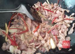 韭菜花炒肉的做法图解6