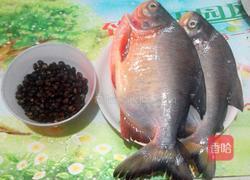 豆鼓红鲳鱼的做法图解1