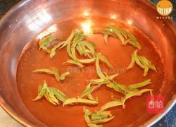 马鞭草奇异果果酱的做法图解5