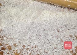 皮蛋瘦肉粥的做法图解2