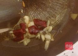 咸菜炒板筋的做法图解4