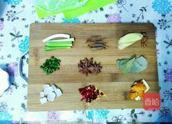 红烧猪蹄的做法图解1