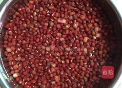 红豆冰皮月饼的做法图解1