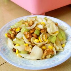 西芹百合腰果的做法[图]