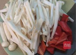 西芹炒木耳的做法图解2