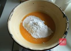 黄金蛋糕的做法图解1