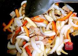 香菇培根炒时蔬的做法图解4