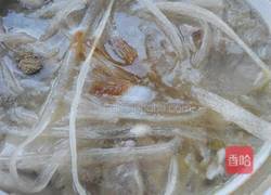 酸菜猪肉炖粉条的做法图解8