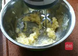 Illustration of how to make Little Bear Butter Biscuits 2