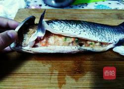 鲫鱼塞肉的做法图解8